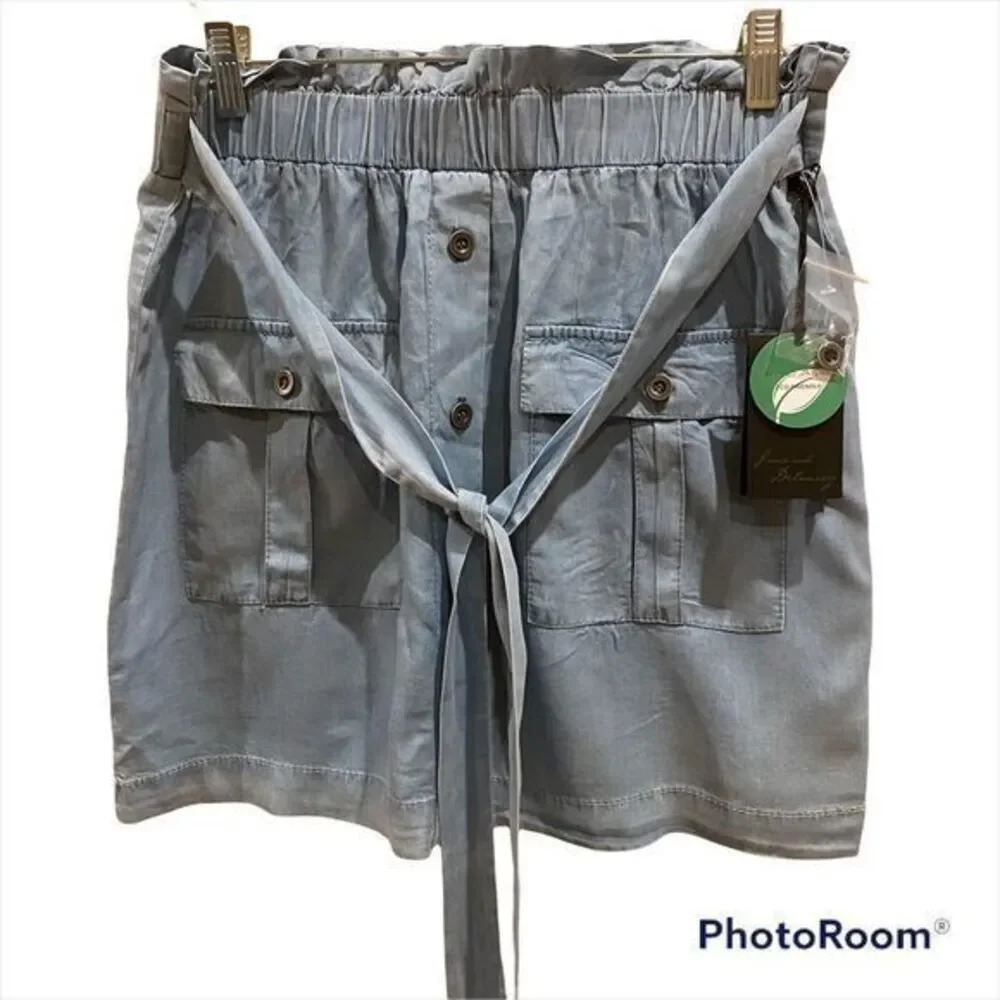 Game  and Delaney Chambray belted skirt
